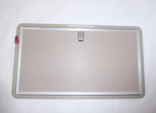 Boeing 747-400 Galley Klapptisch