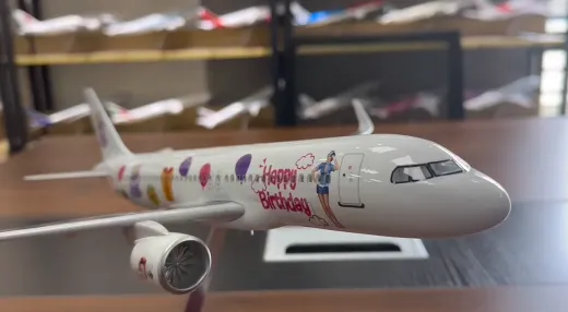 Airbus A320 Happy Birthday