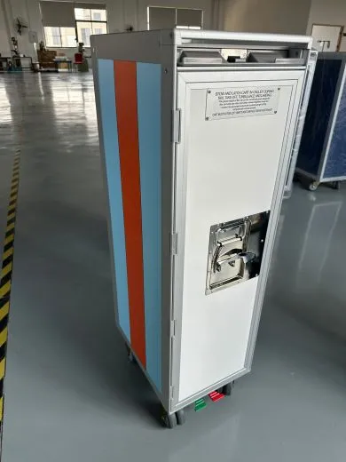 Flugzeugtrolley mit Werbedruck