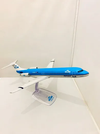 KLM Fokker 100