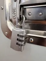 Trolley / Boxen Schloss