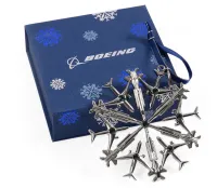 Boeing Weihnachtstern mit Kristallen